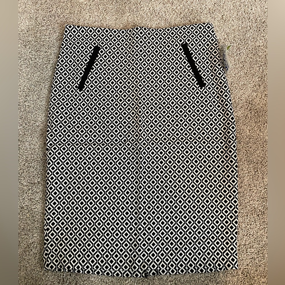 Brand new skirt - large